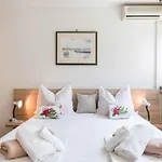 Apartment In 39075