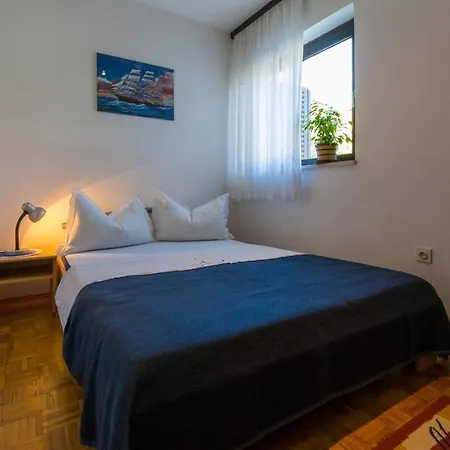Lejlighed In 39075 Selce