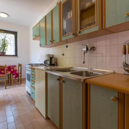 In 39075 Apartment *